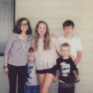 Meet your Posher, Ciara